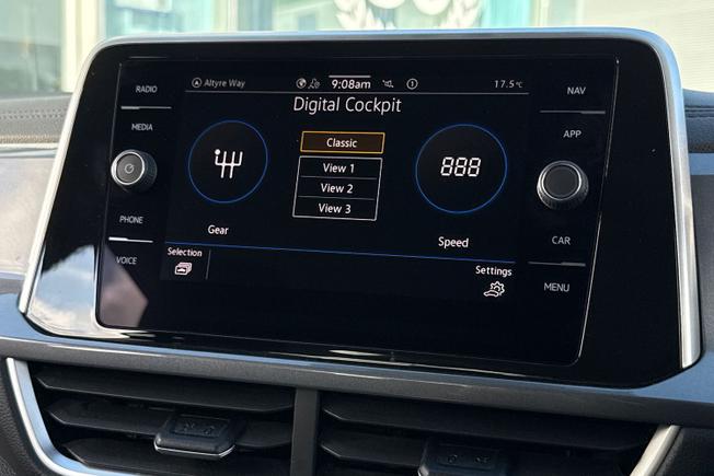 VOLKSWAGEN T-Roc Photo 36