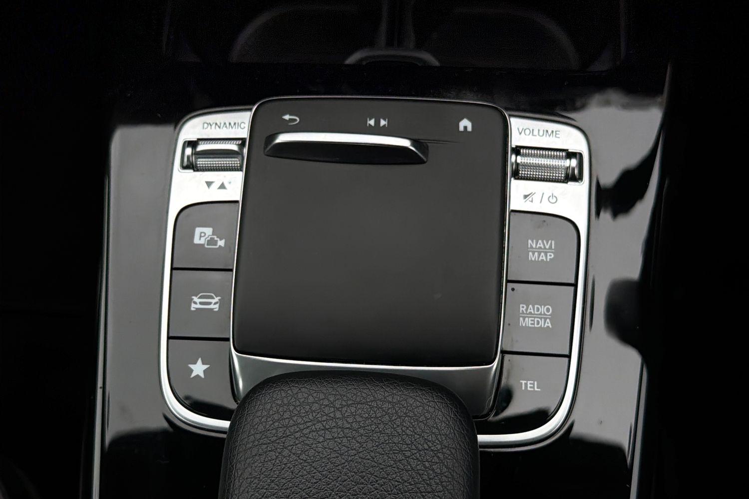 Mercedes-Benz A CLASS Photo 32