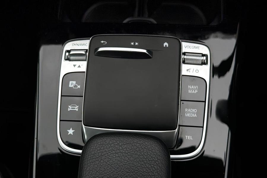 Mercedes-Benz A CLASS Photo autoimg-63aa9430982d402c4d2ad01bf53d3f8a6b53c83f.jpg