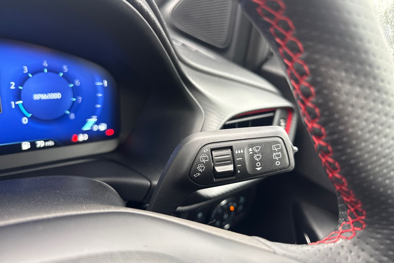 Ford PUMA Photo 14
