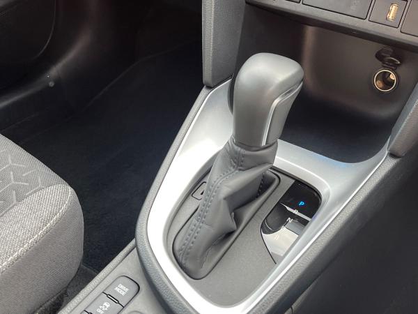 Toyota Yaris Cross Photo autoimg-63af0736eea6c27103b5583293ae1b35d219e18b.jpg