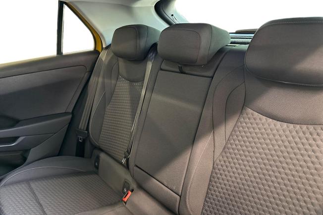 Volkswagen T-Roc Photo 9