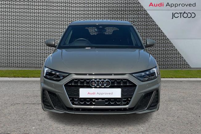 AUDI A1 Photo 8