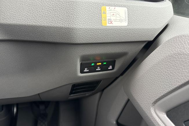VOLKSWAGEN Grand California Photo 48