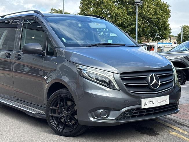 Mercedes-Benz Vito Photo 23