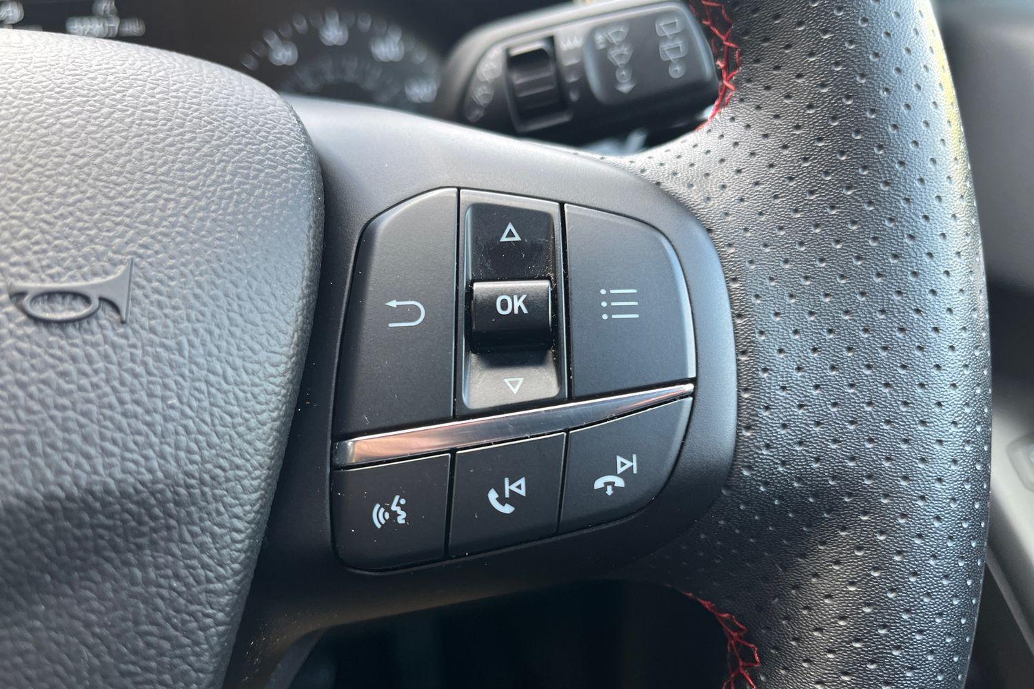 Ford FOCUS Photo 35