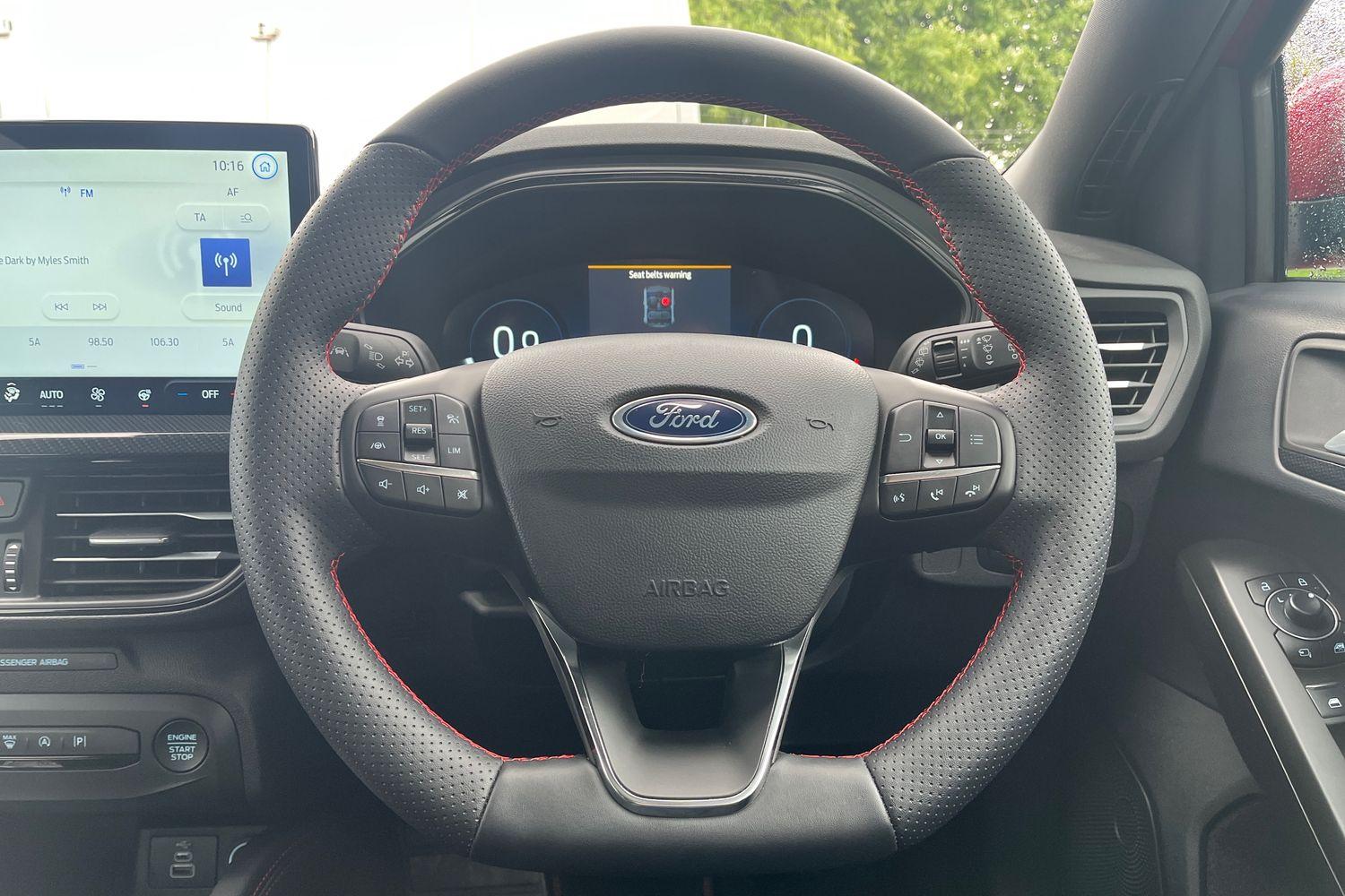 Ford FOCUS Photo 11