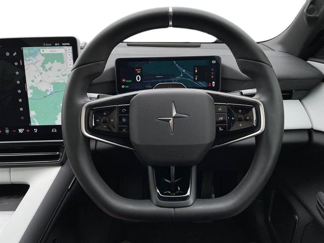 POLESTAR 4 Coupe Photo 11