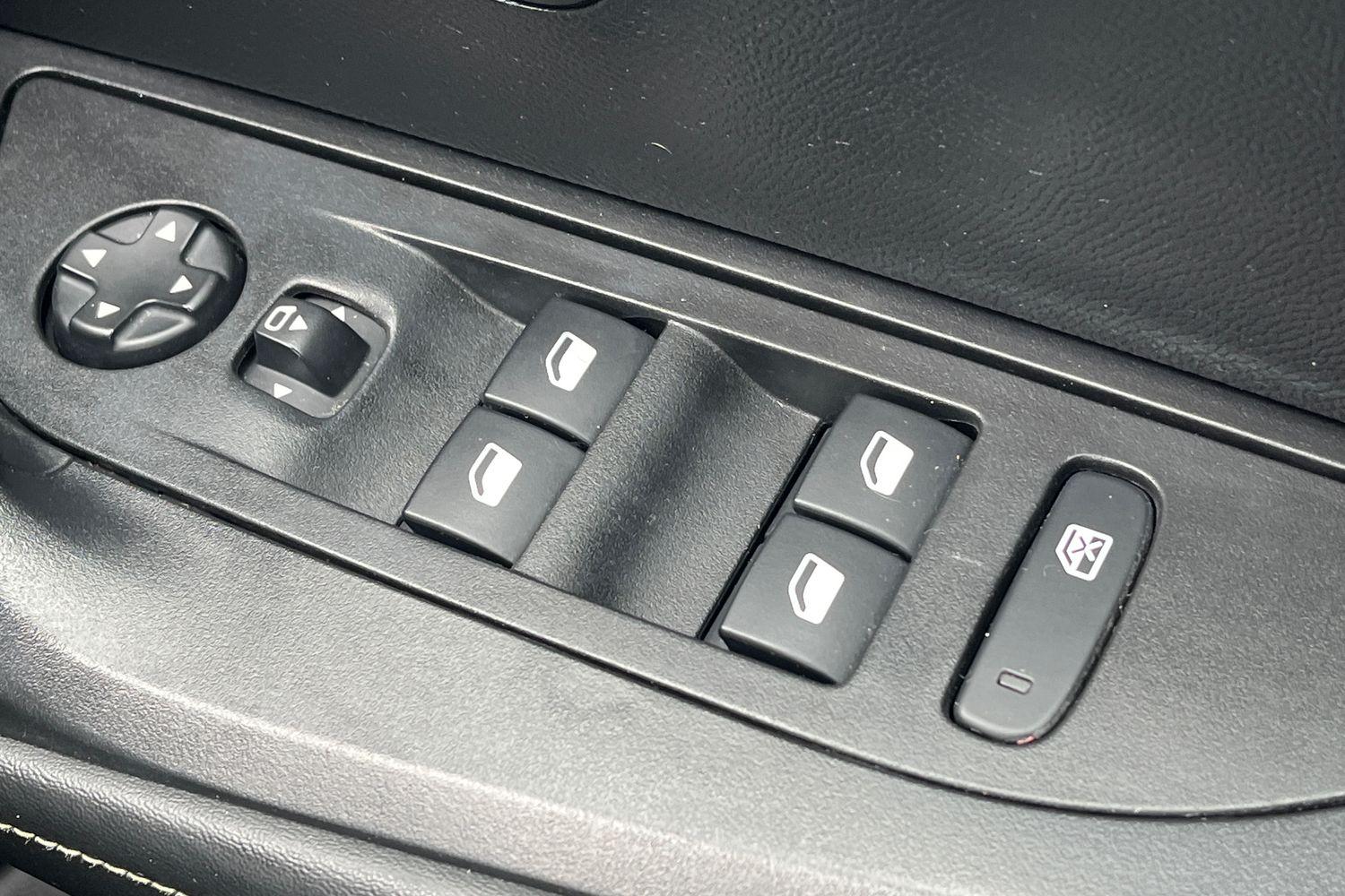 Peugeot 2008 Photo 15