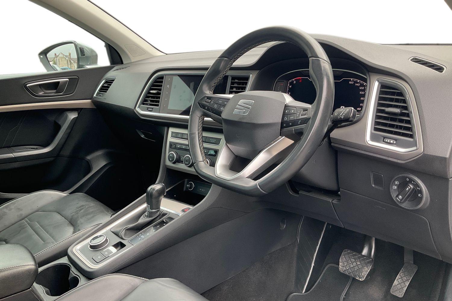 SEAT ATECA Photo 8