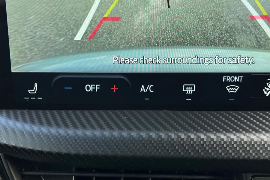 Ford KUGA Photo autoimg-63c1759274abe0641008c62a765b398a356a1ee7.jpg