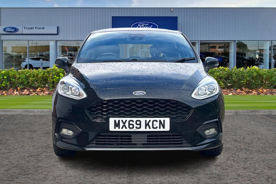 Ford FIESTA Photo autoimg-63c69cac48d353e2960371fbc6005165ca9cb7c5.jpg
