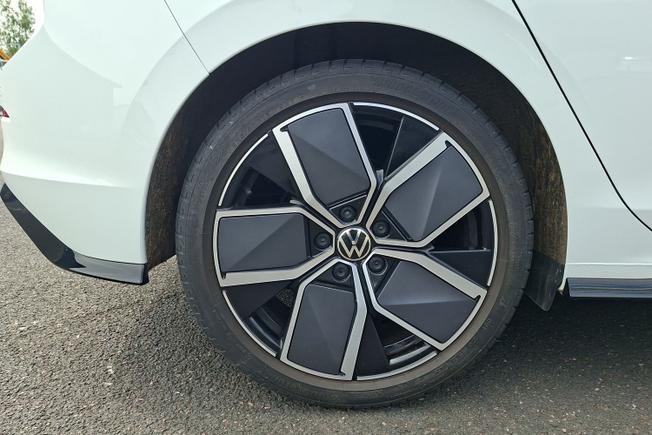 Volkswagen Golf Photo 5