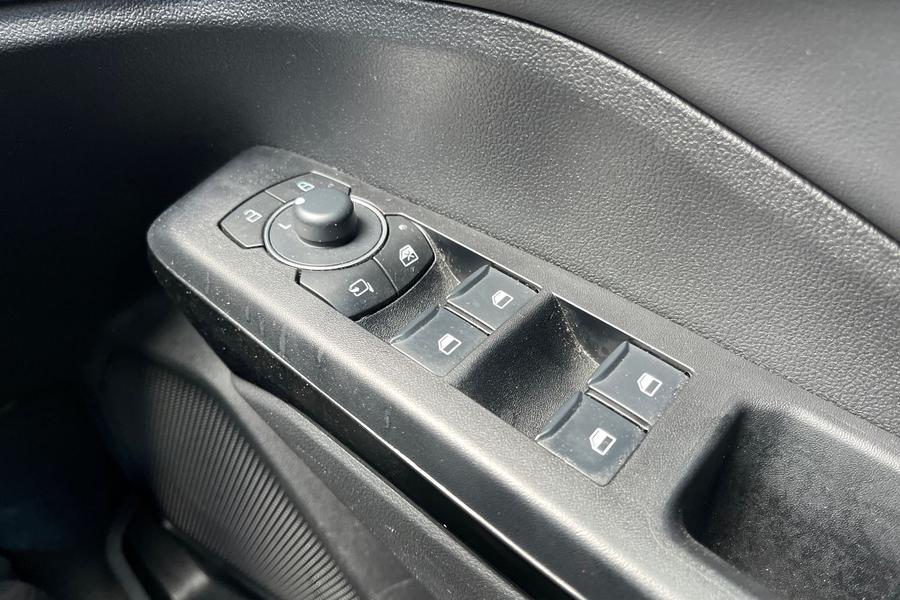 Ford PUMA Photo autoimg-63d5f39a9d7eb5045d460066a1fc5aa926c27c01.jpg