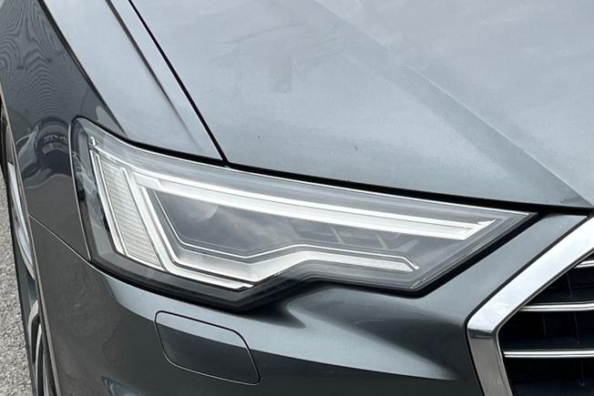 AUDI A6 Saloon Photo 19
