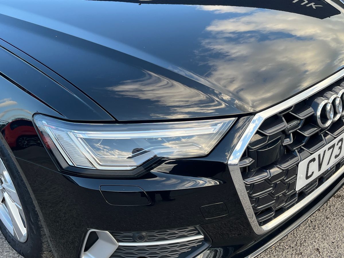 Audi A6 Saloon Photo 17