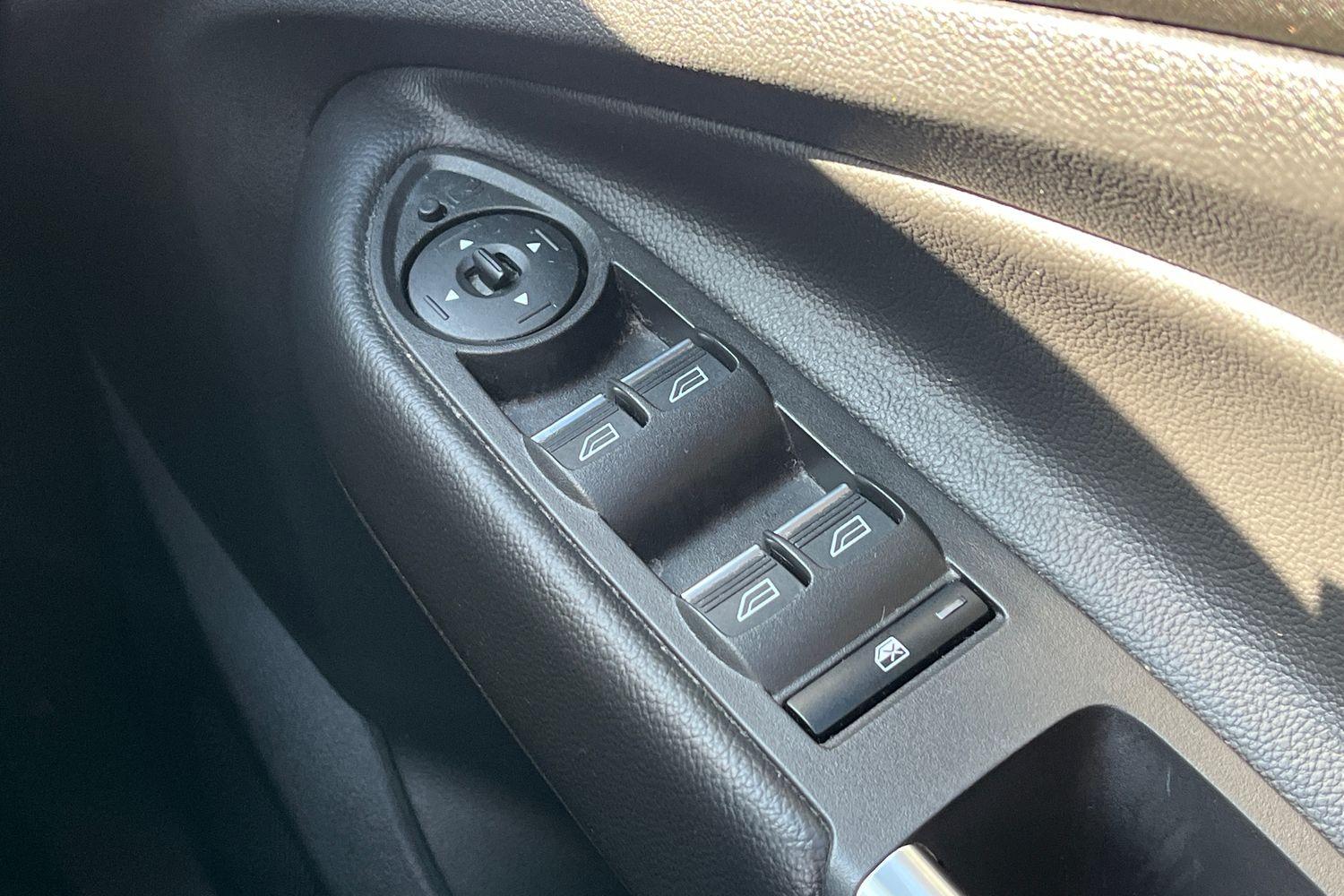 Ford Kuga Photo 15