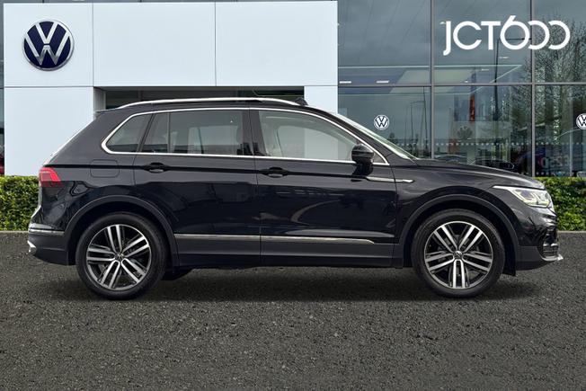 VOLKSWAGEN Tiguan Photo 4