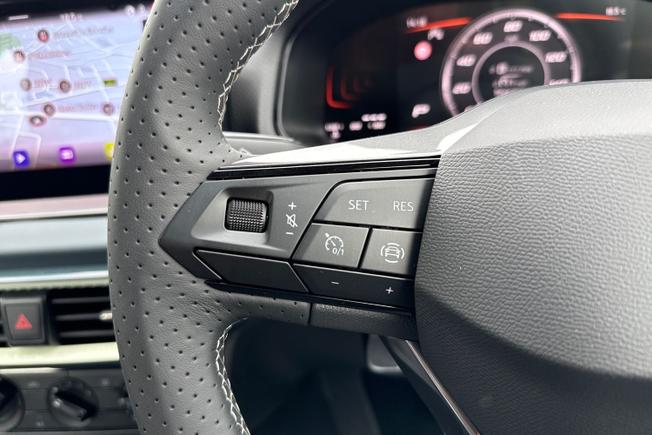 SEAT Ibiza Photo 16
