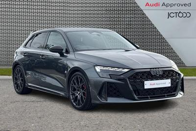 2025 AUDI RS3 2.5 TFSI Carbon Black Sportback 5dr Petrol S Tronic quattro Euro 6 (s/s) (400 ps) at JCT600