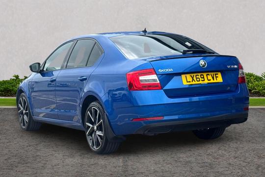 Skoda Octavia Photo autoimg-63e3739d4d8131c4e46813985e6a50f29f7a961c.jpg