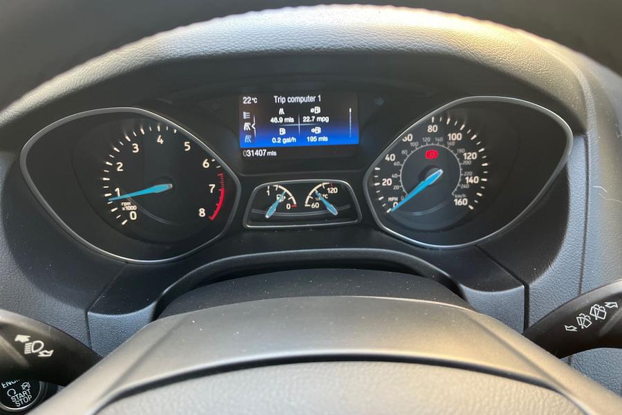 FORD FOCUS Photo autoimg-63e70b78bc1f7e6f3c3f0fb1188e23cc1c0f4a11.jpg
