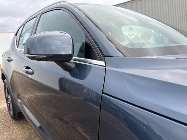 VOLVO XC40 Photo 20