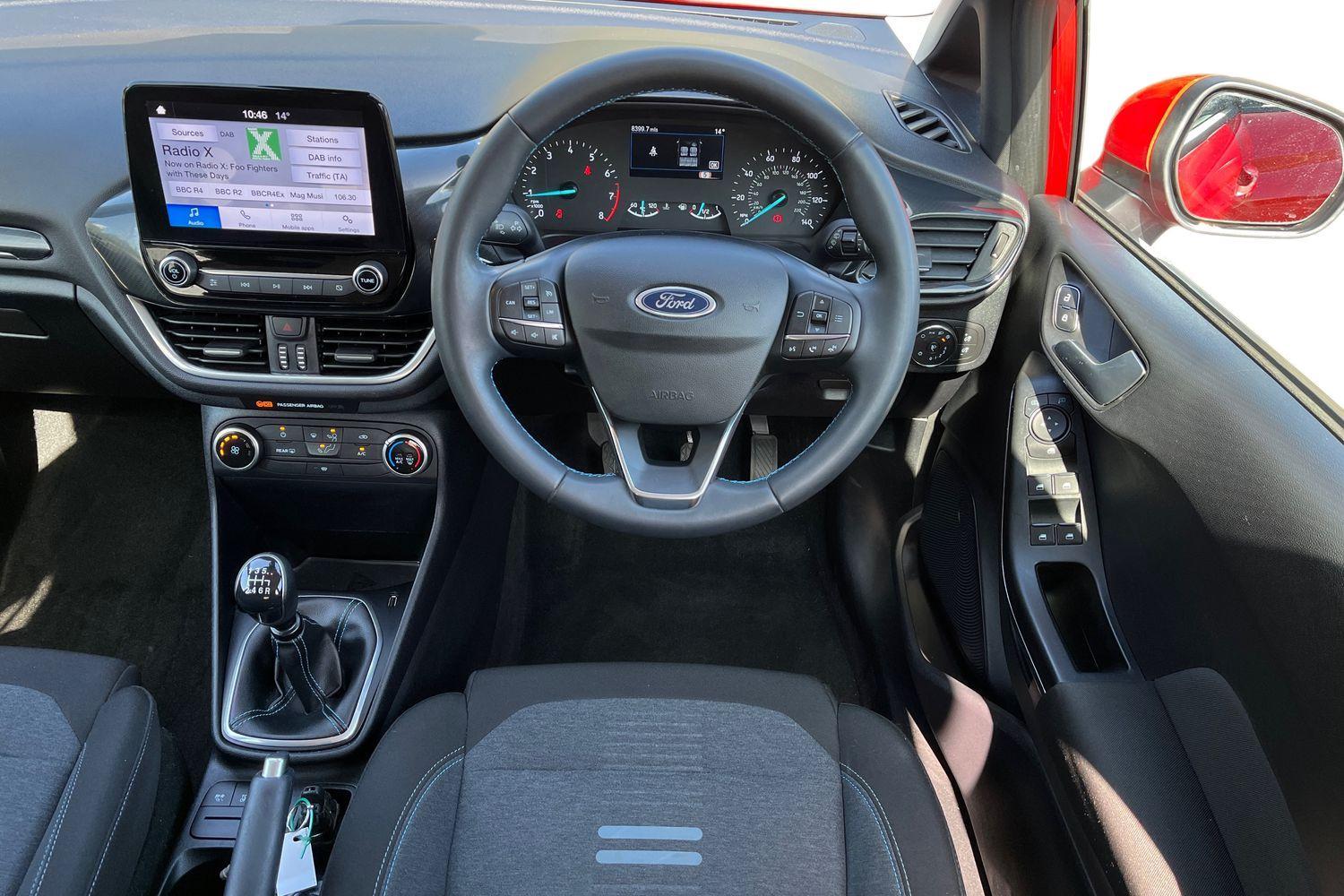 Ford Fiesta Photo 10
