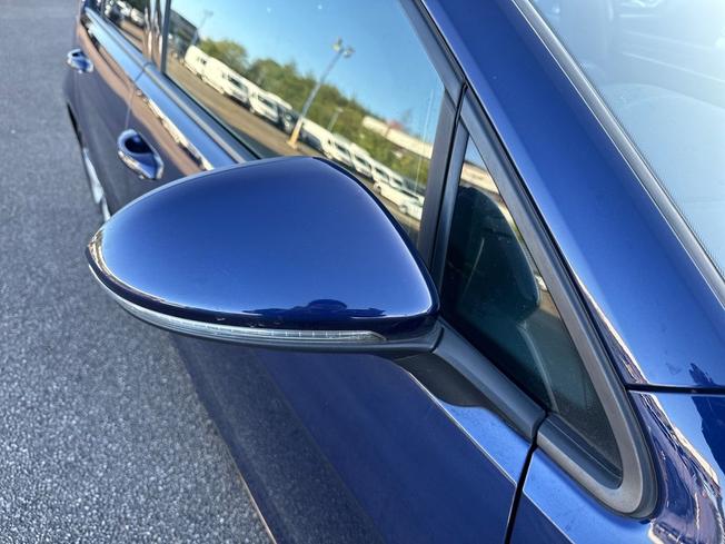VOLKSWAGEN Golf Photo 20