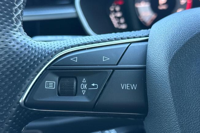 Audi Q3 Photo 16