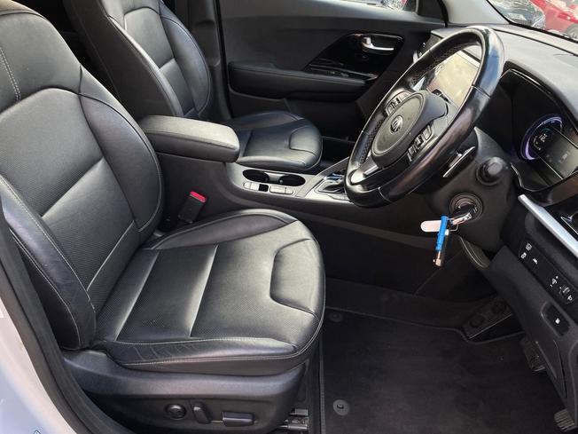 KIA Niro Photo 28