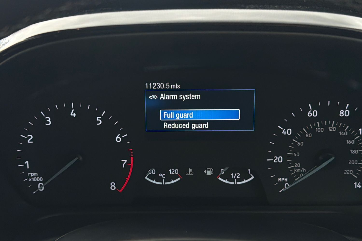 Ford FIESTA Photo 12