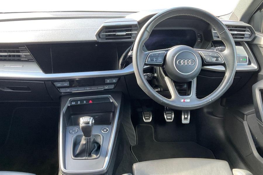 Audi A3 Photo autoimg-63fa28bebb8034deae6c7e345f1d446145de480d.jpg