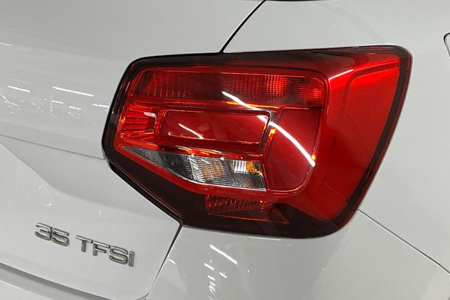 AUDI Q2 Photo 18