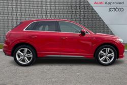 Audi Q3 Photo 4