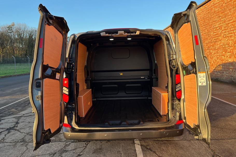 Used Ford TRANSIT CUSTOM 6