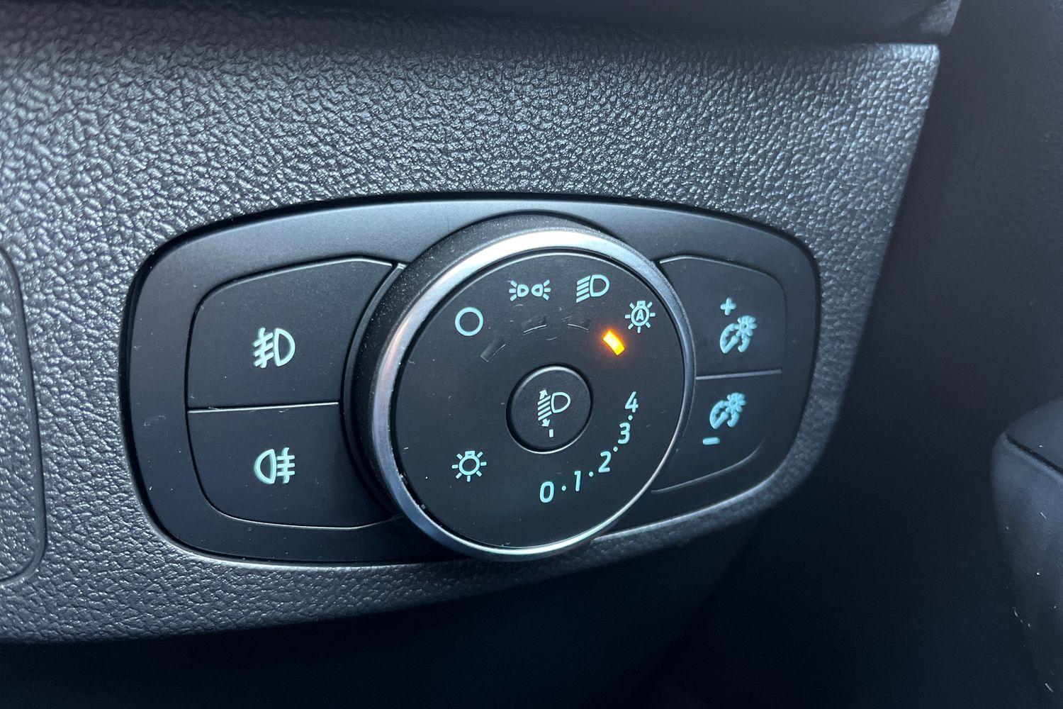 Ford Focus Photo 30