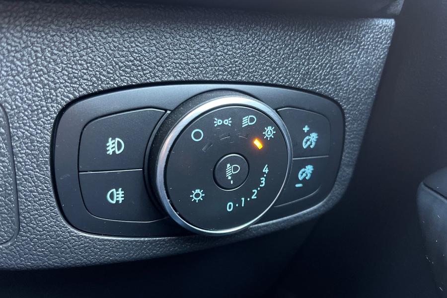 Ford Focus Photo autoimg-6402ffb9b75ed246c5afe4105c831b4f9db92009.jpg