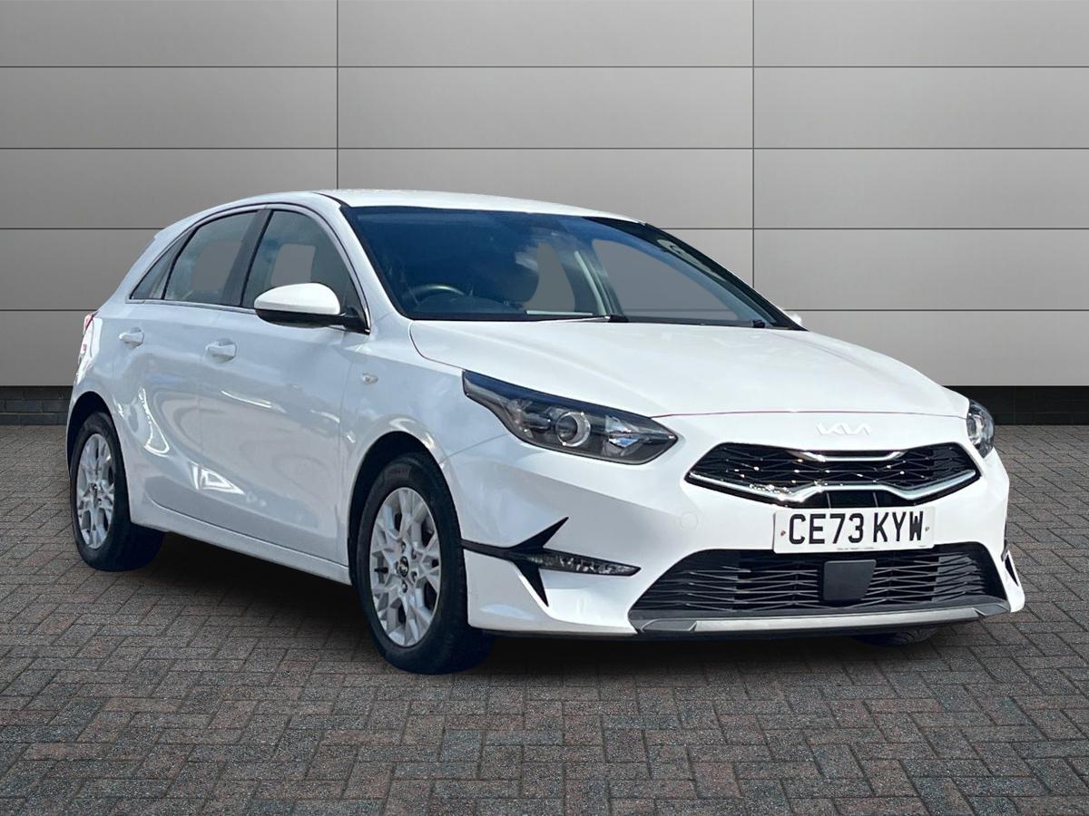 Kia Ceed Photo 0