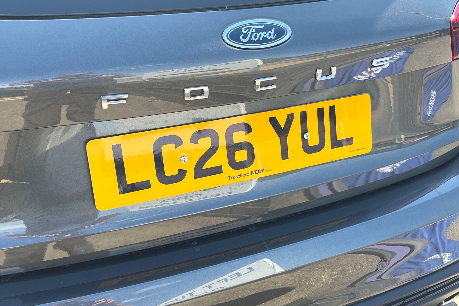 Ford FOCUS Photo 34