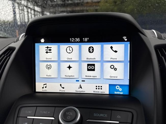 FORD Kuga Photo 43