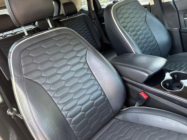 FORD Edge Photo 30
