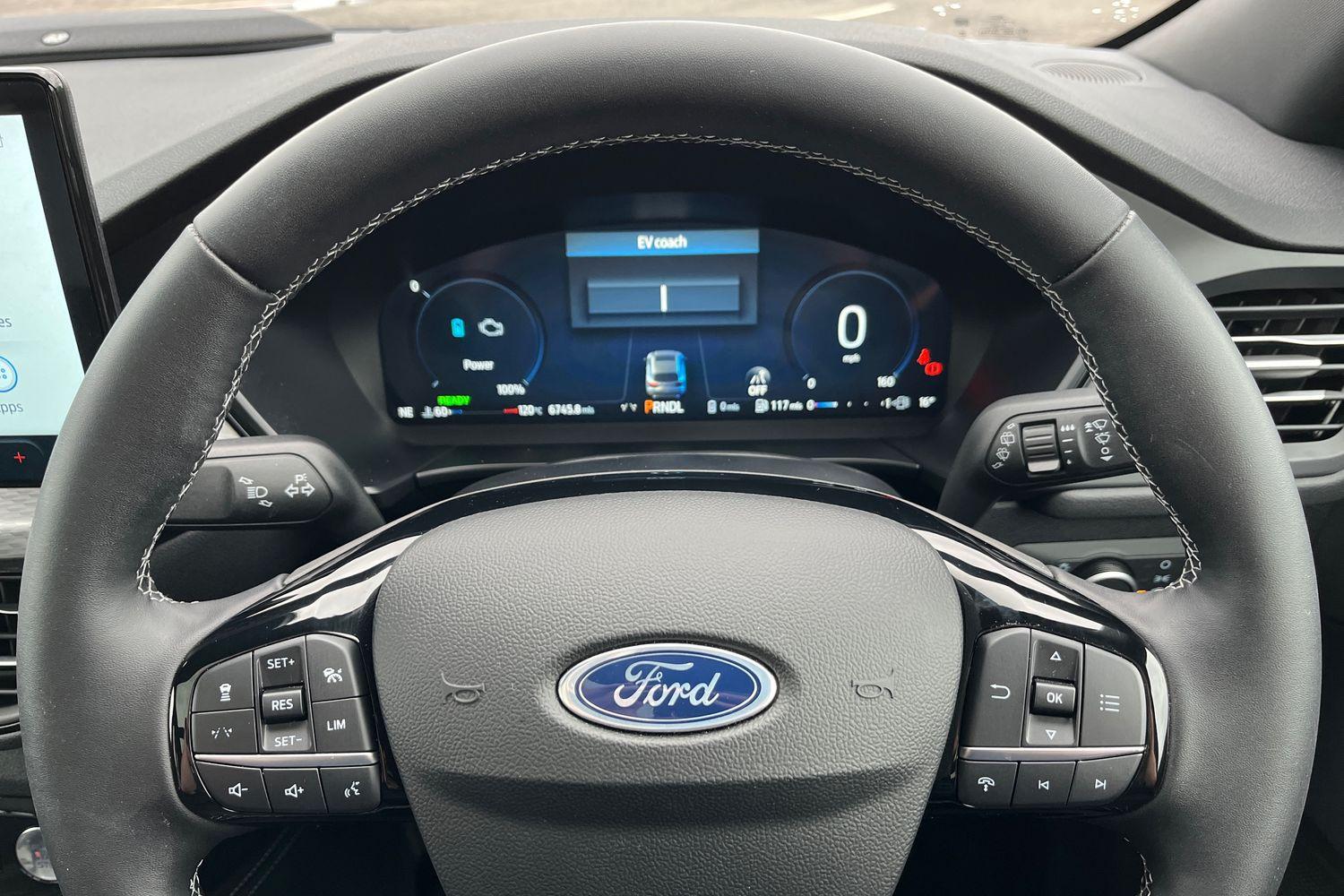 Ford KUGA Photo 11