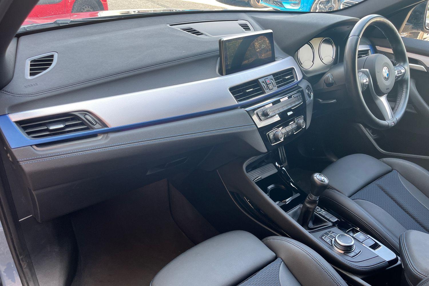 BMW X2 Photo 17