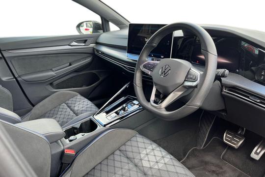 Volkswagen Golf Photo autoimg-6417fd1bfc6d84e8b31cd35a1bedcc497bc89c11.jpg