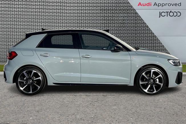 Audi A1 Photo 4