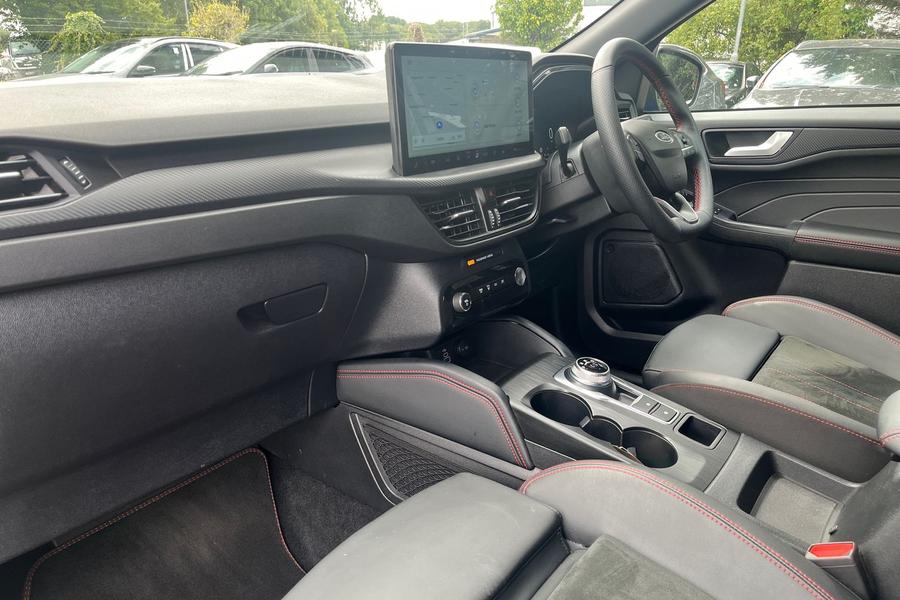 Ford KUGA Photo autoimg-6419314f5977fa4e2000707ba8612fdfb3da4c29.jpg