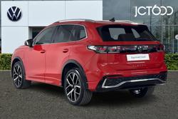 VOLKSWAGEN Tiguan Photo 3