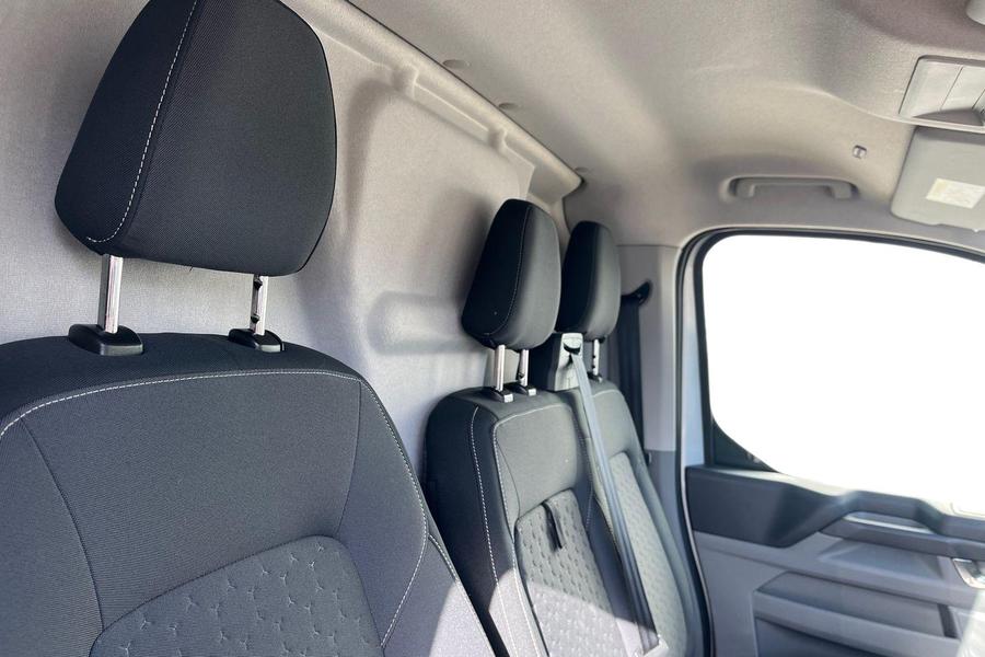 Ford TRANSIT CUSTOM Photo autoimg-641d4aaf9b6af9ece4a0c7cd7a41d2bb0aa89754.jpg