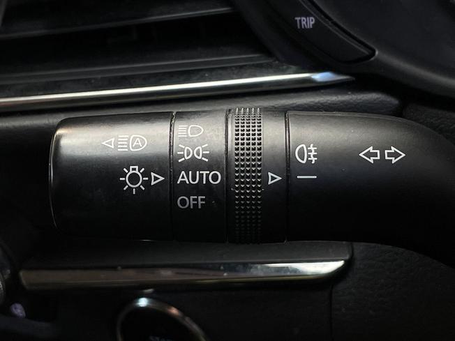 MAZDA Cx-30 Photo 40